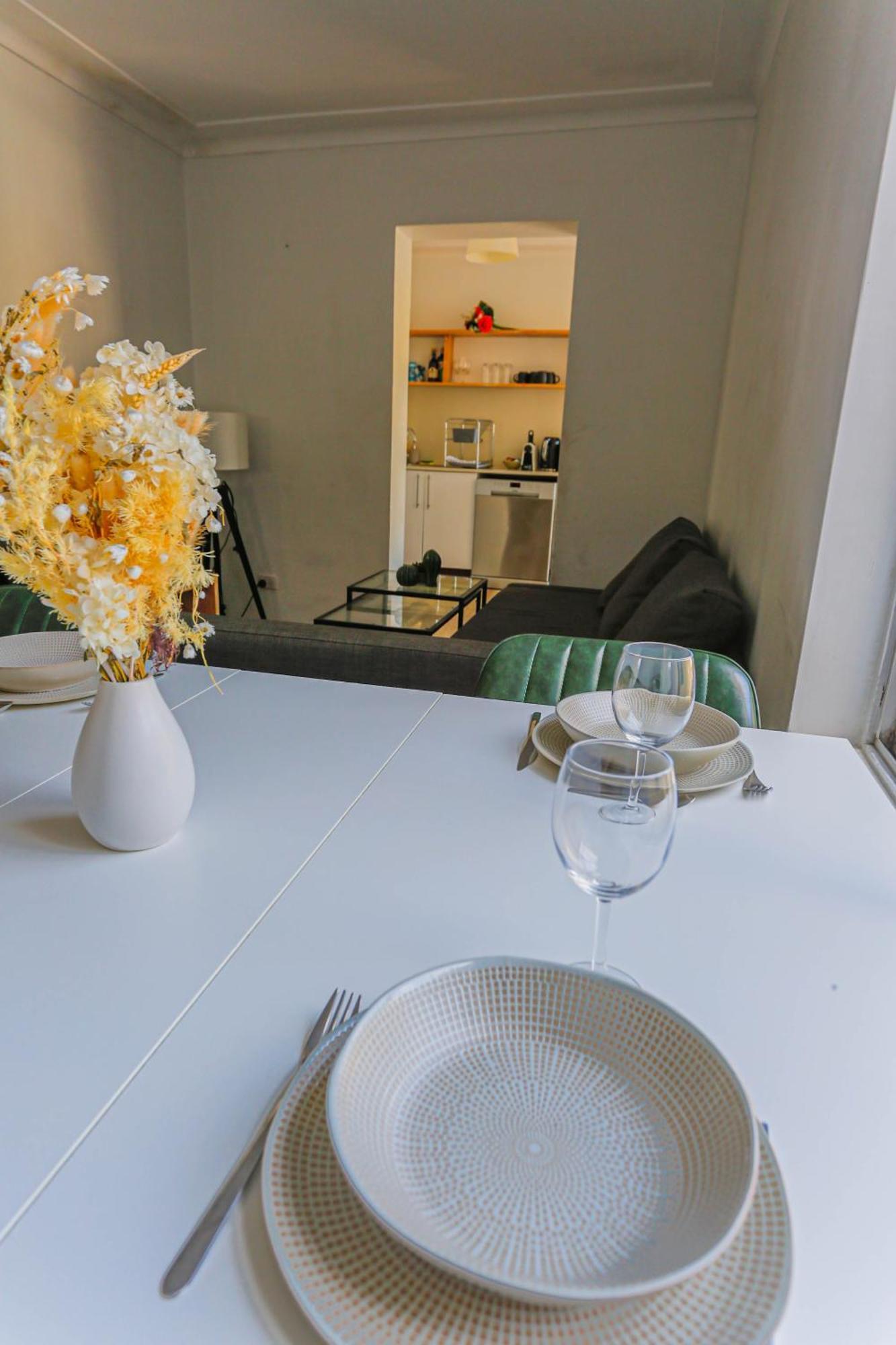 Close To 2 Bedroom House Surry Hills Holiday home Sydney