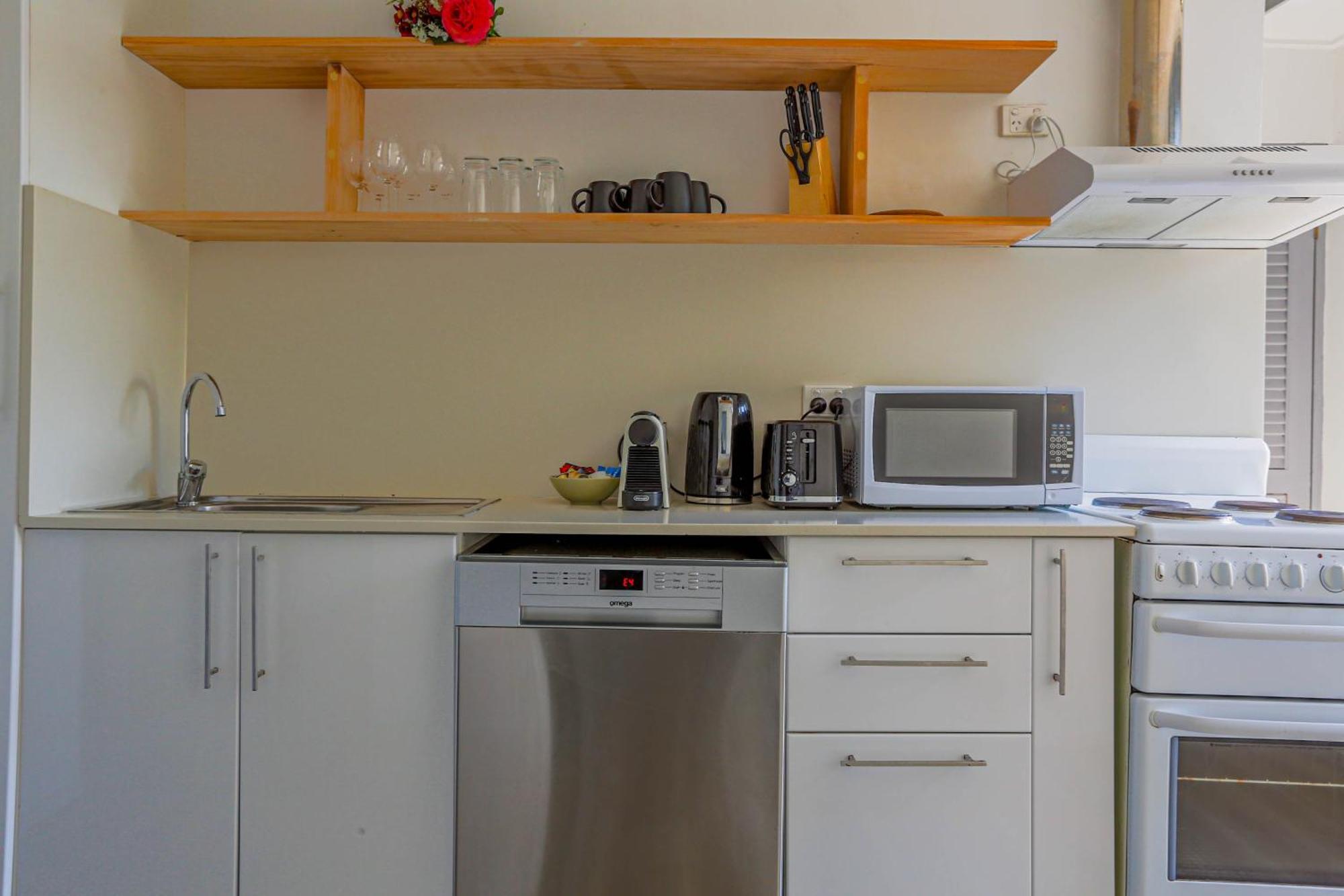 Close To 2 Bedroom House Surry Hills Sydney