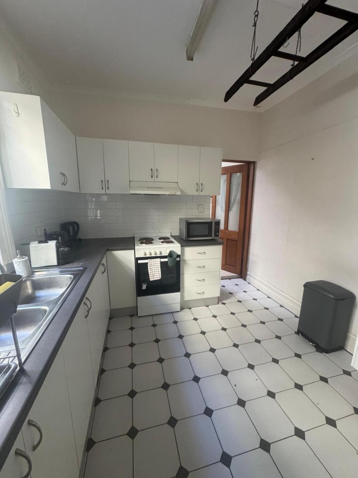 Spacious 4 Bedroom House Darling Harbour Apartment Sydney