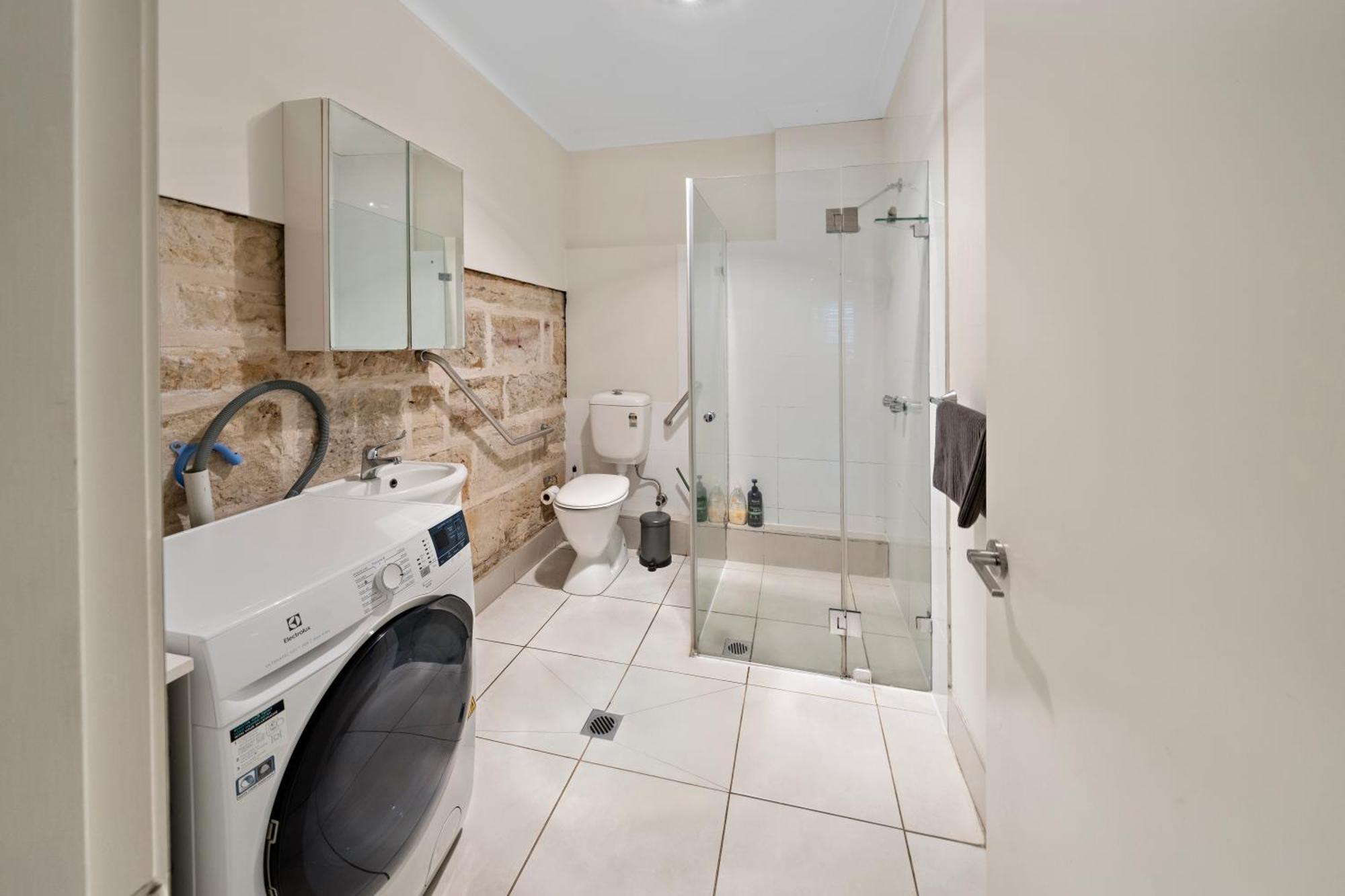 Unique 1 Bedroom House At The Centre Of Pyrmont Sydney