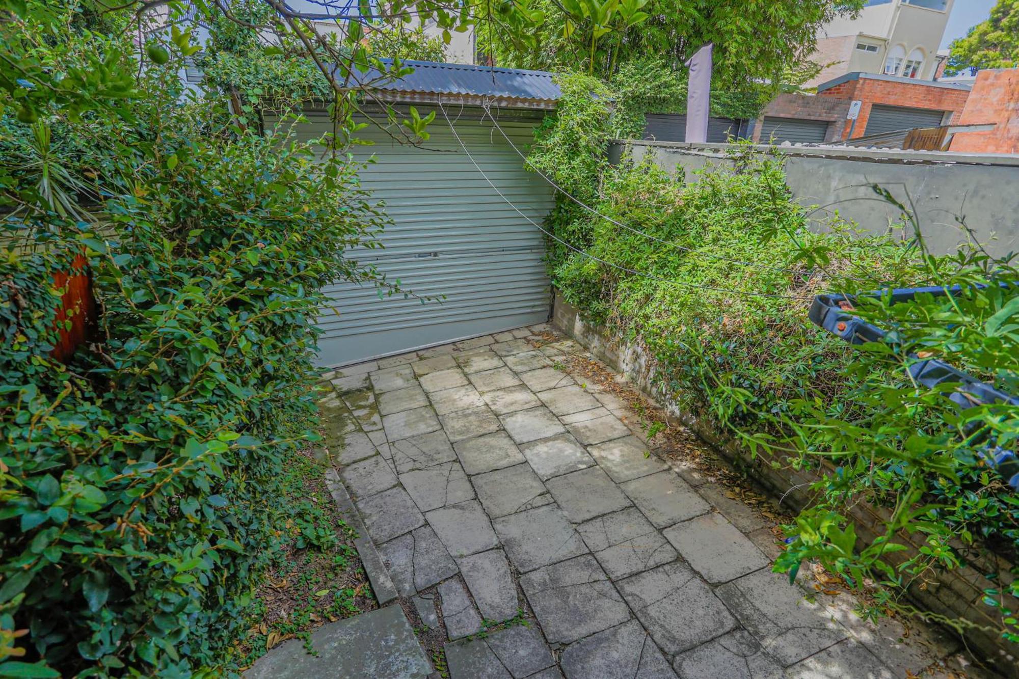 Spacious 3 Bedroom House Glebe With 2 E-bikes Included Holiday home Sydney