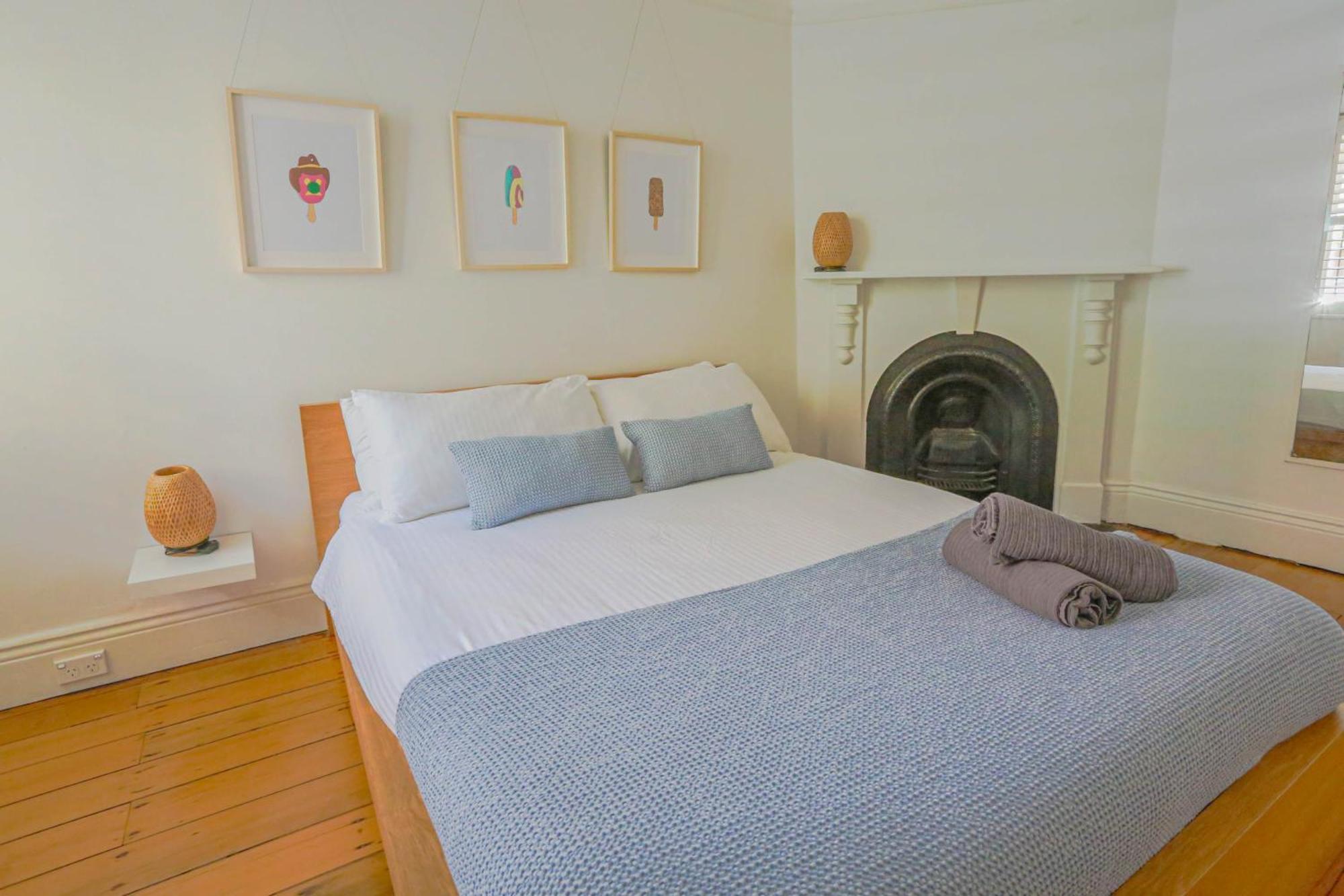 2 Bedroom House Situated At The Centre Of Surry Hills 2 E-bikes Included