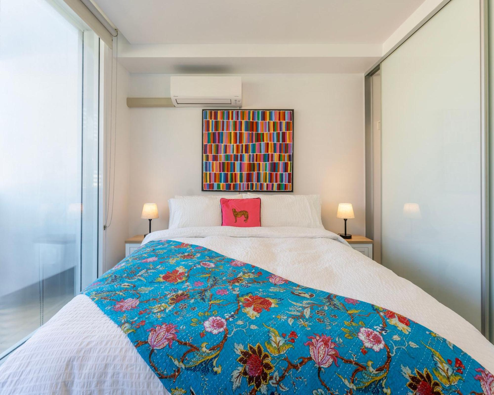Apartment Elegant Apartment, Heart Of Newtown With Secure Parking *