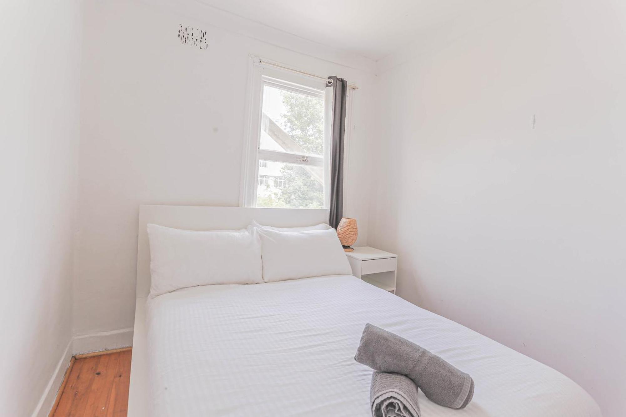 Delightful 2 Bedroom House Pyrmont 2 E-bikes Included
