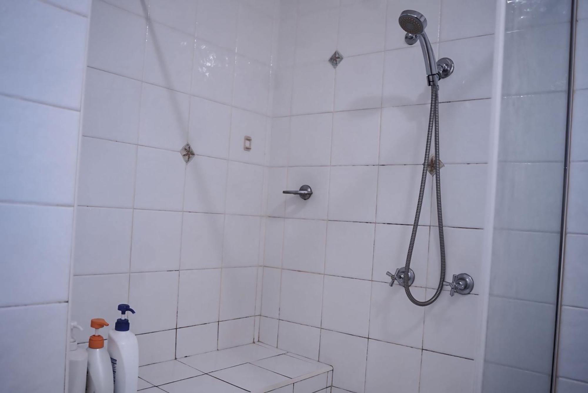 Double Close To Station Homestay