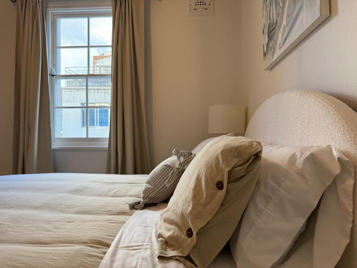 Charming Paddington Terrace *