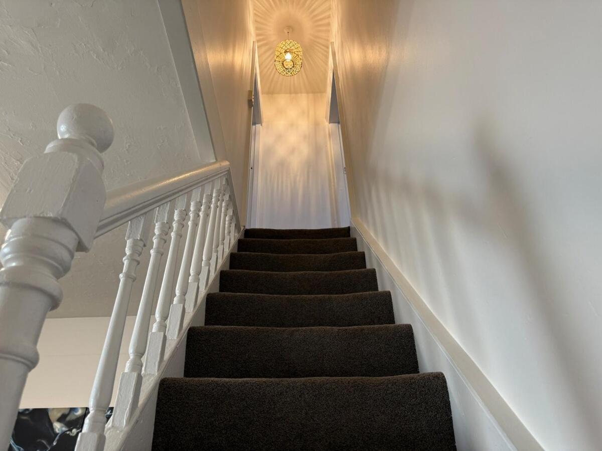 Charming Paddington Terrace Apartment *
