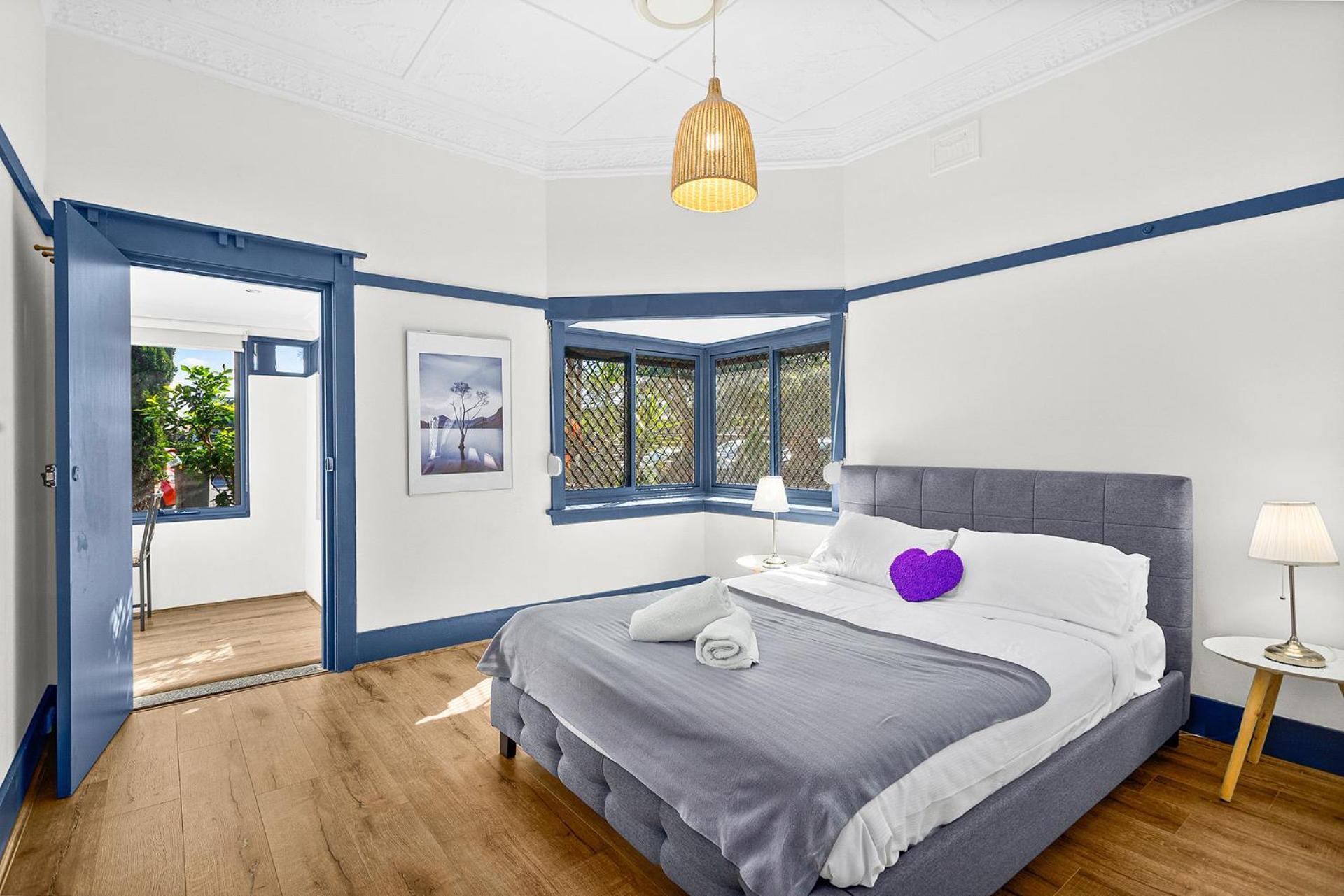 Kozyguru Arncliffe Airport Luxury Renovated 3 Bed Free Parking Nar232