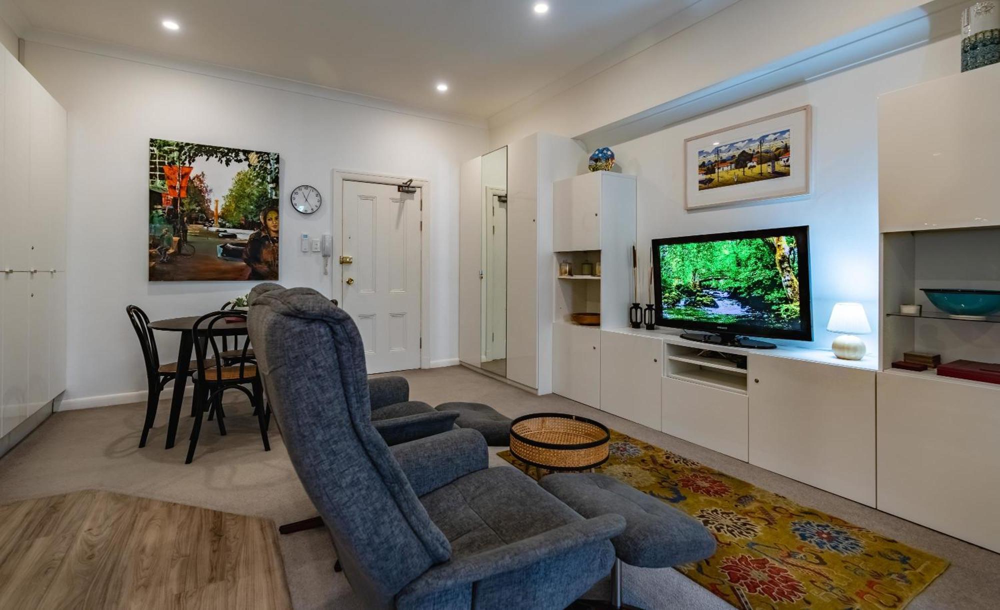 Apartment Long-term Listing - Oversized Potts Point
