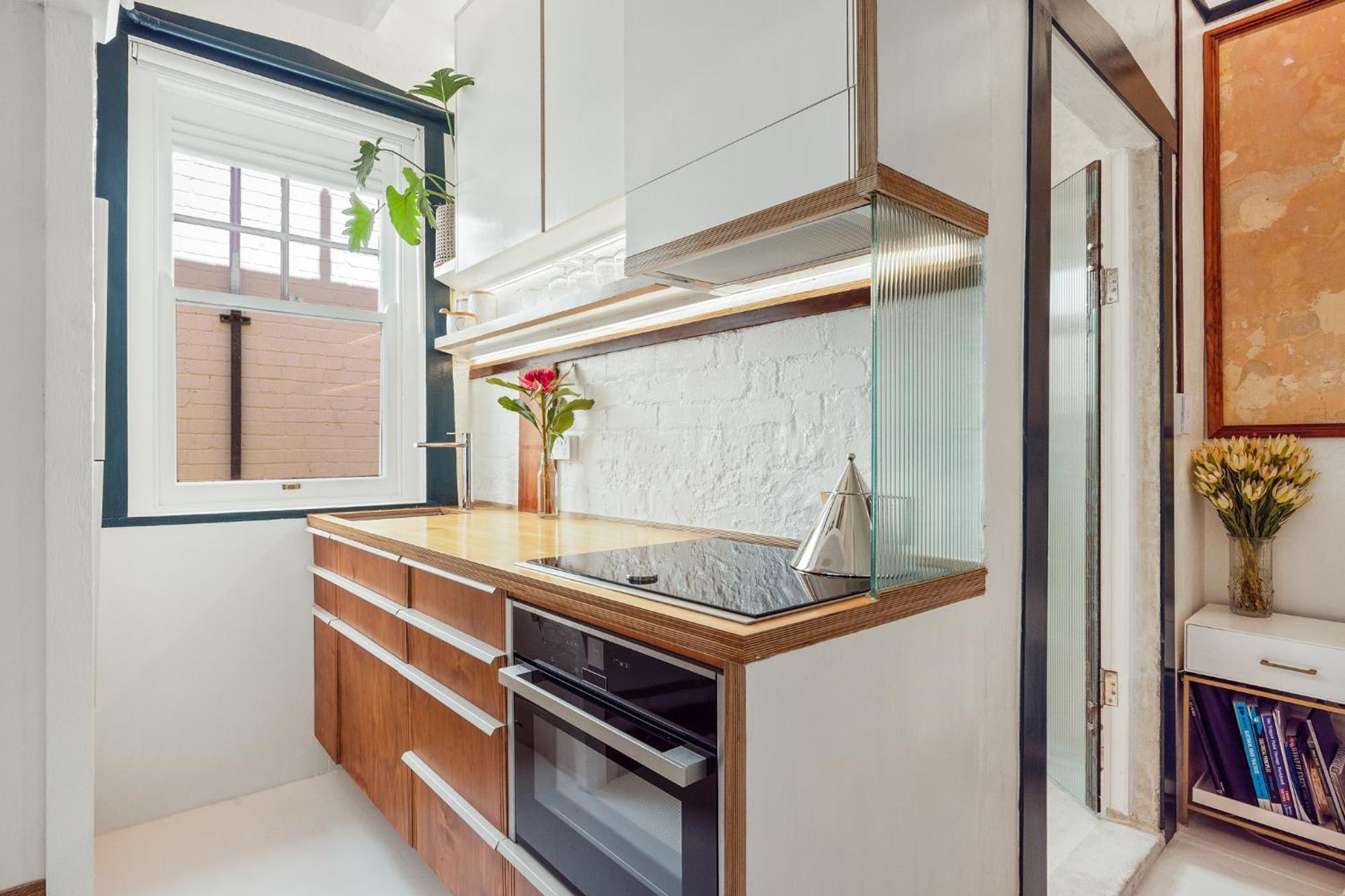 Bespoke Luxury At Palm Court Apartment *