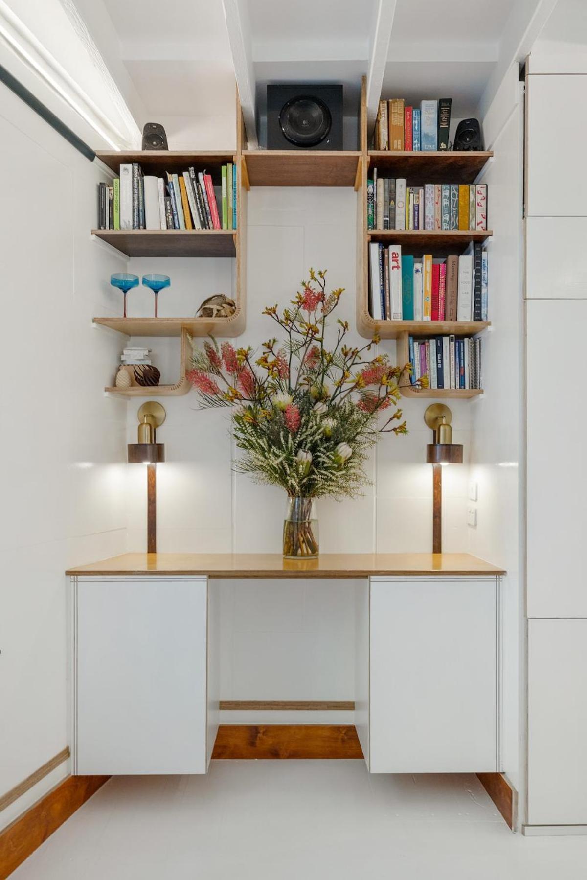 Bespoke Luxury At Palm Court Apartment *