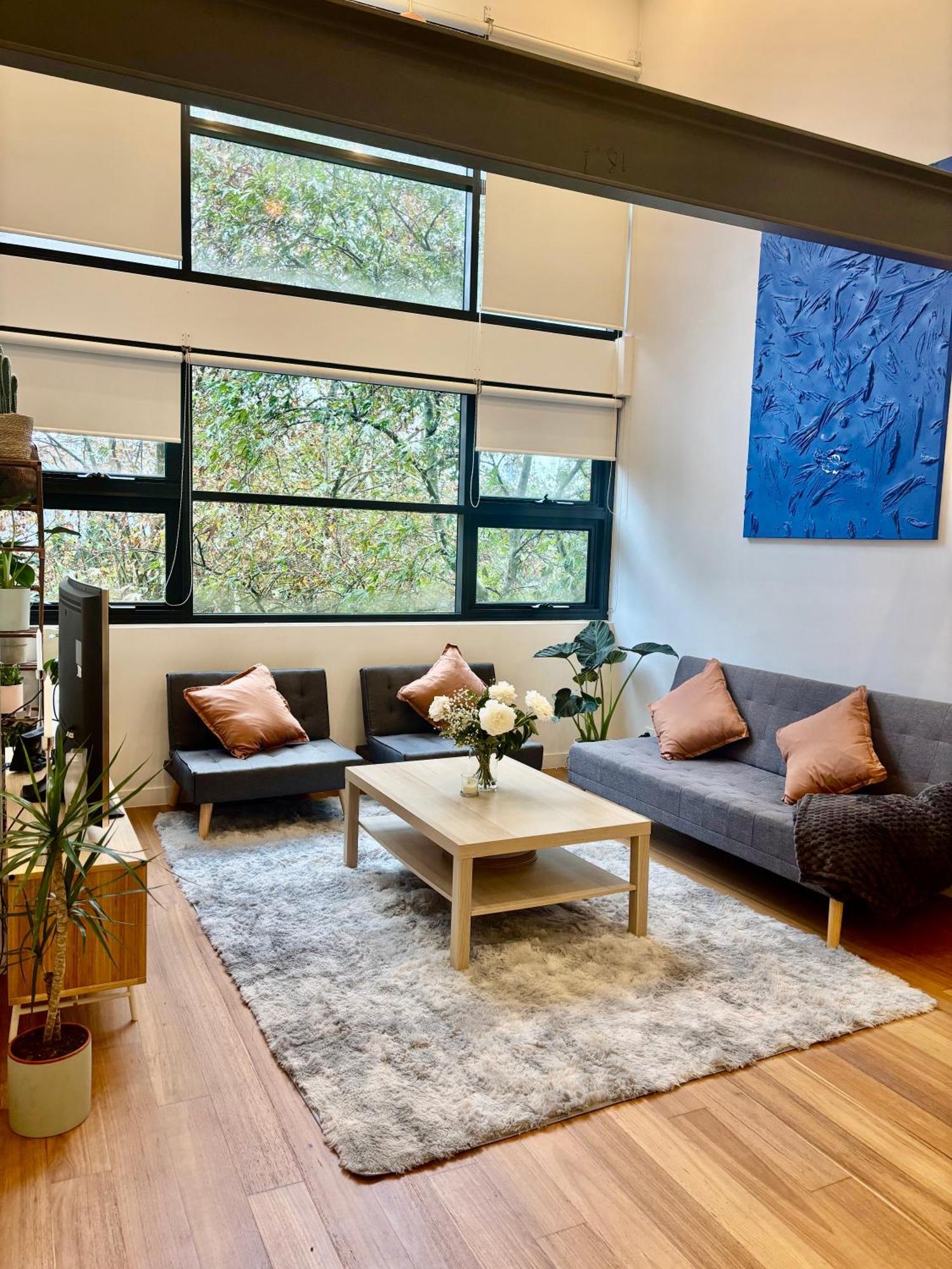 Apartment Luxury Condo, Pool, Gym, Parking