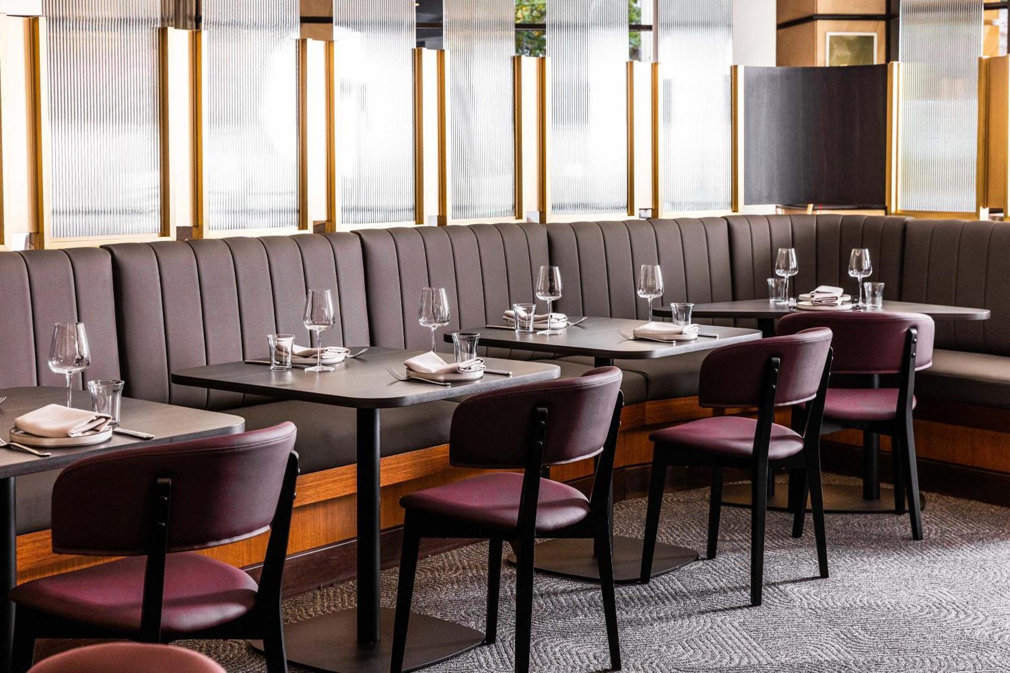 Mantra 2 Bond Street 4* Sydney
