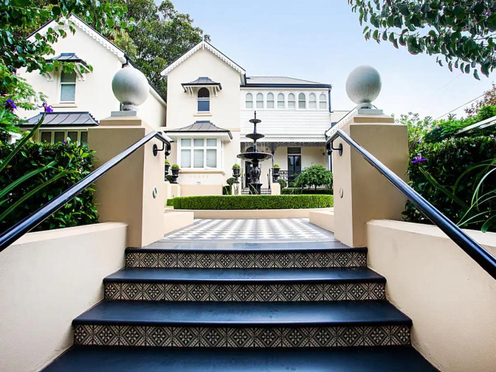 Modern And Cosy Inner West Sydney