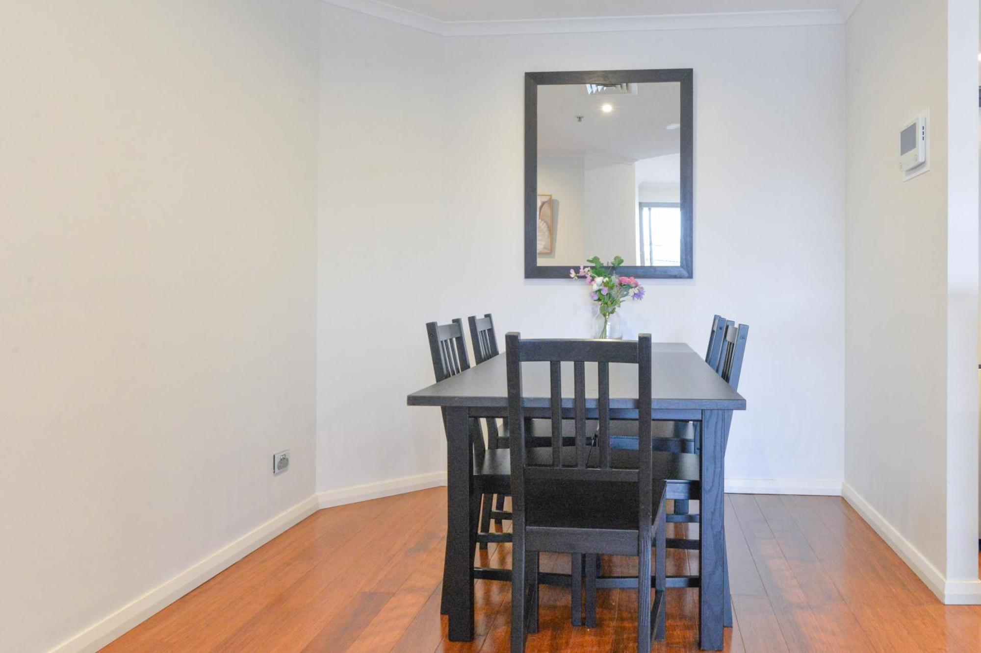Modern Darling Harbour 2br Walk To Everything