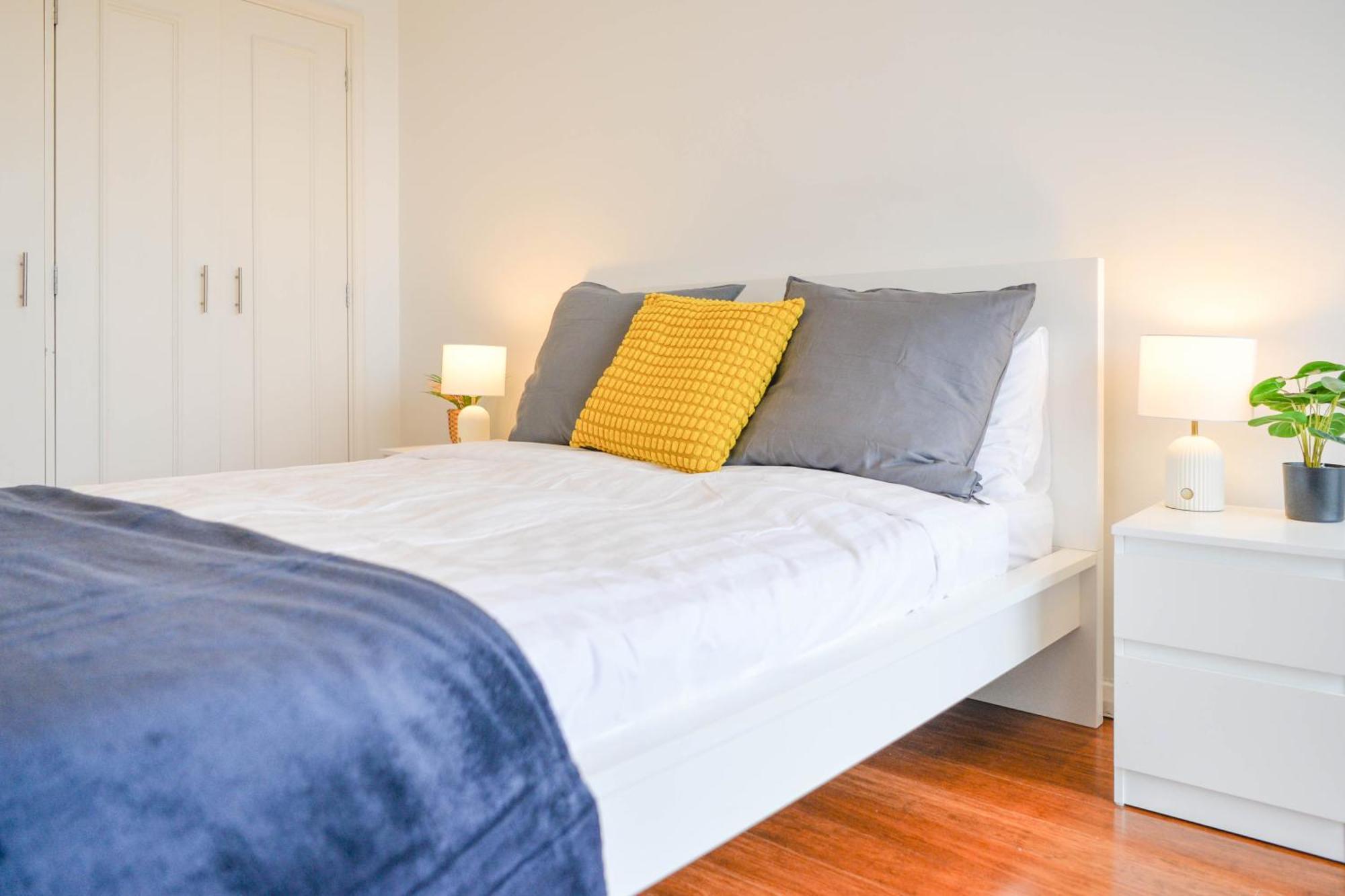 Modern Darling Harbour 2br Walk To Everything Apartment
