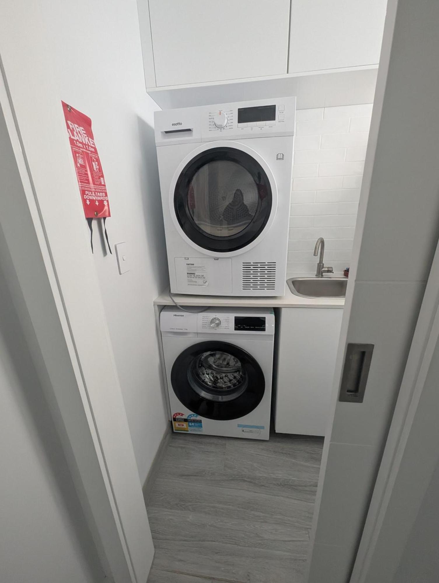 Guest house 2 Bedroom With Garden Views In