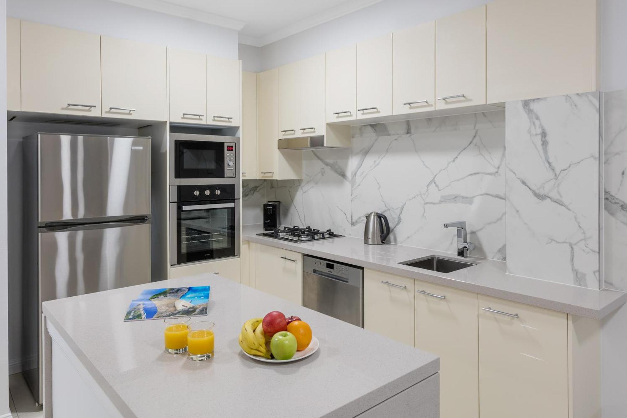 Hotel Meriton Bondi Junction Sydney
