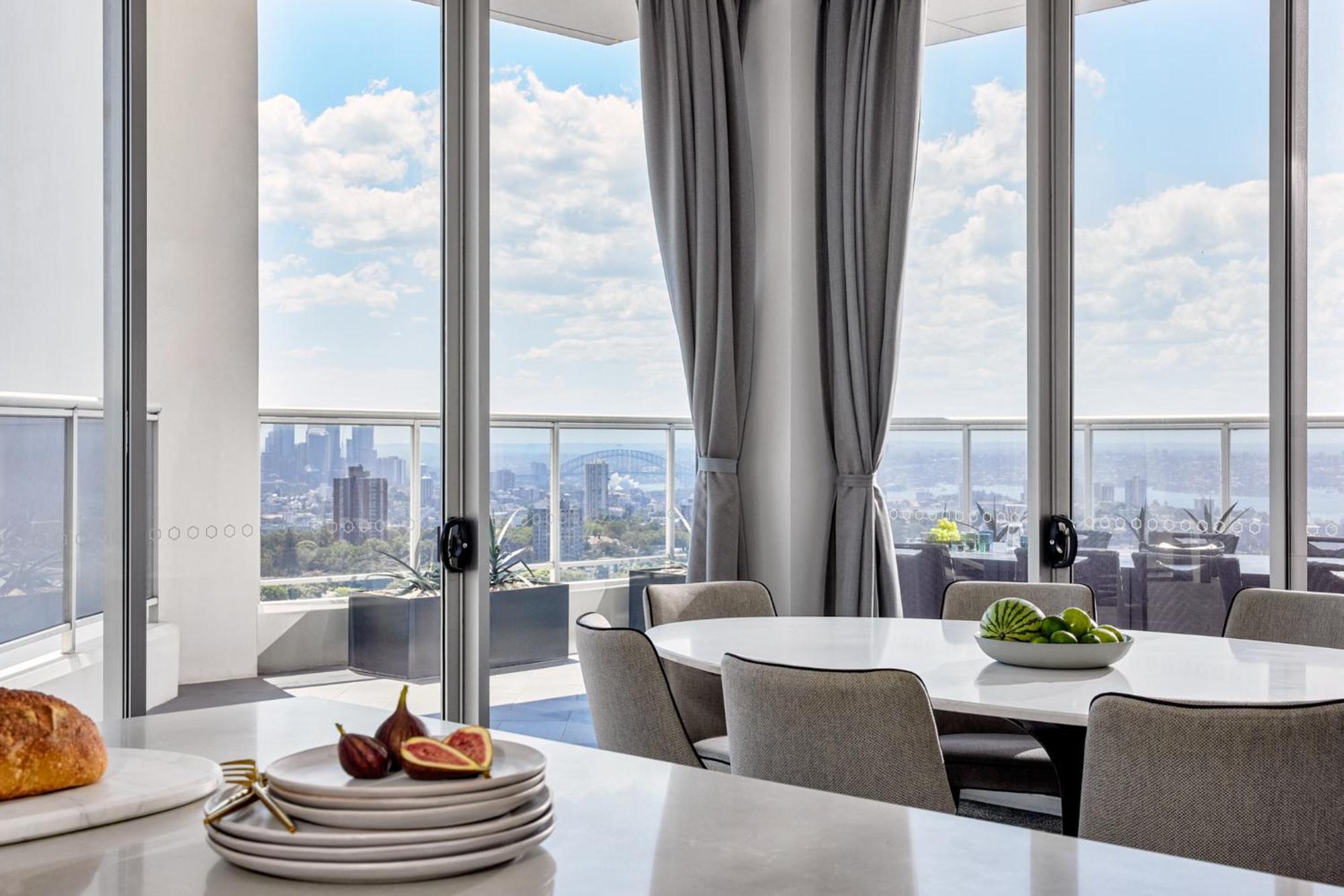 Meriton Bondi Junction 5*