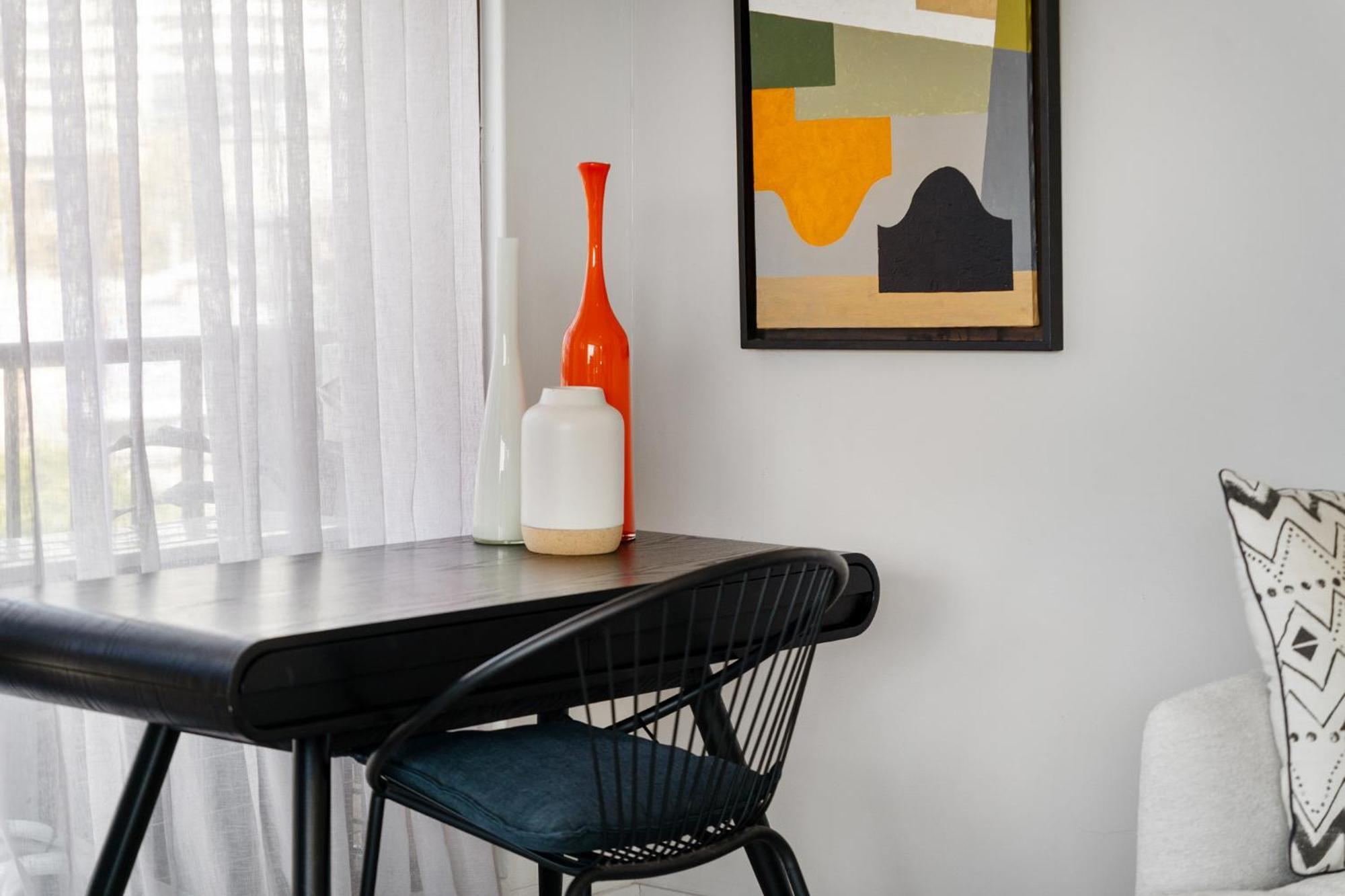 Apartment Inner Harbour Views With Parking *