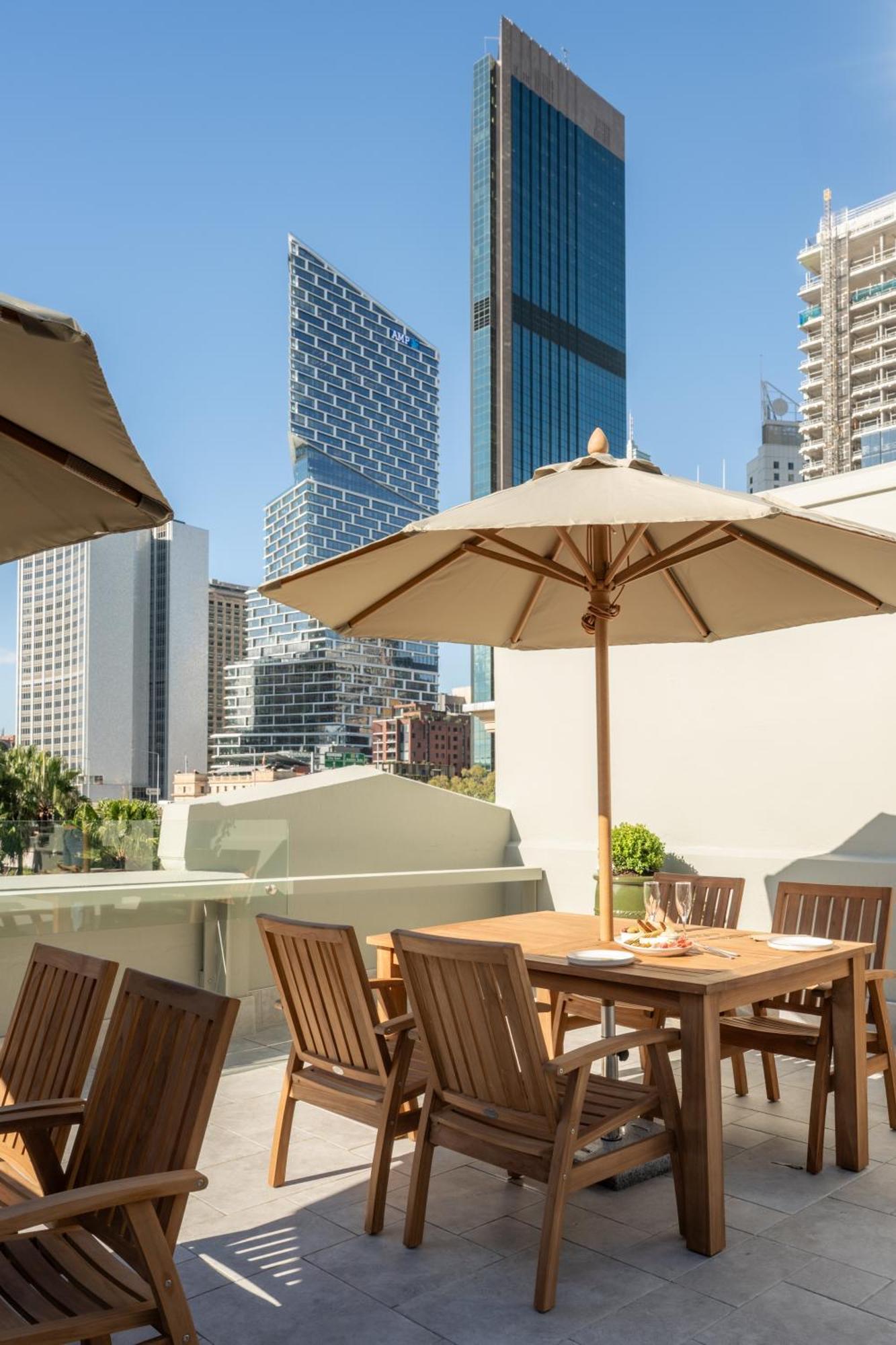 The Russell Boutique 3* Sydney