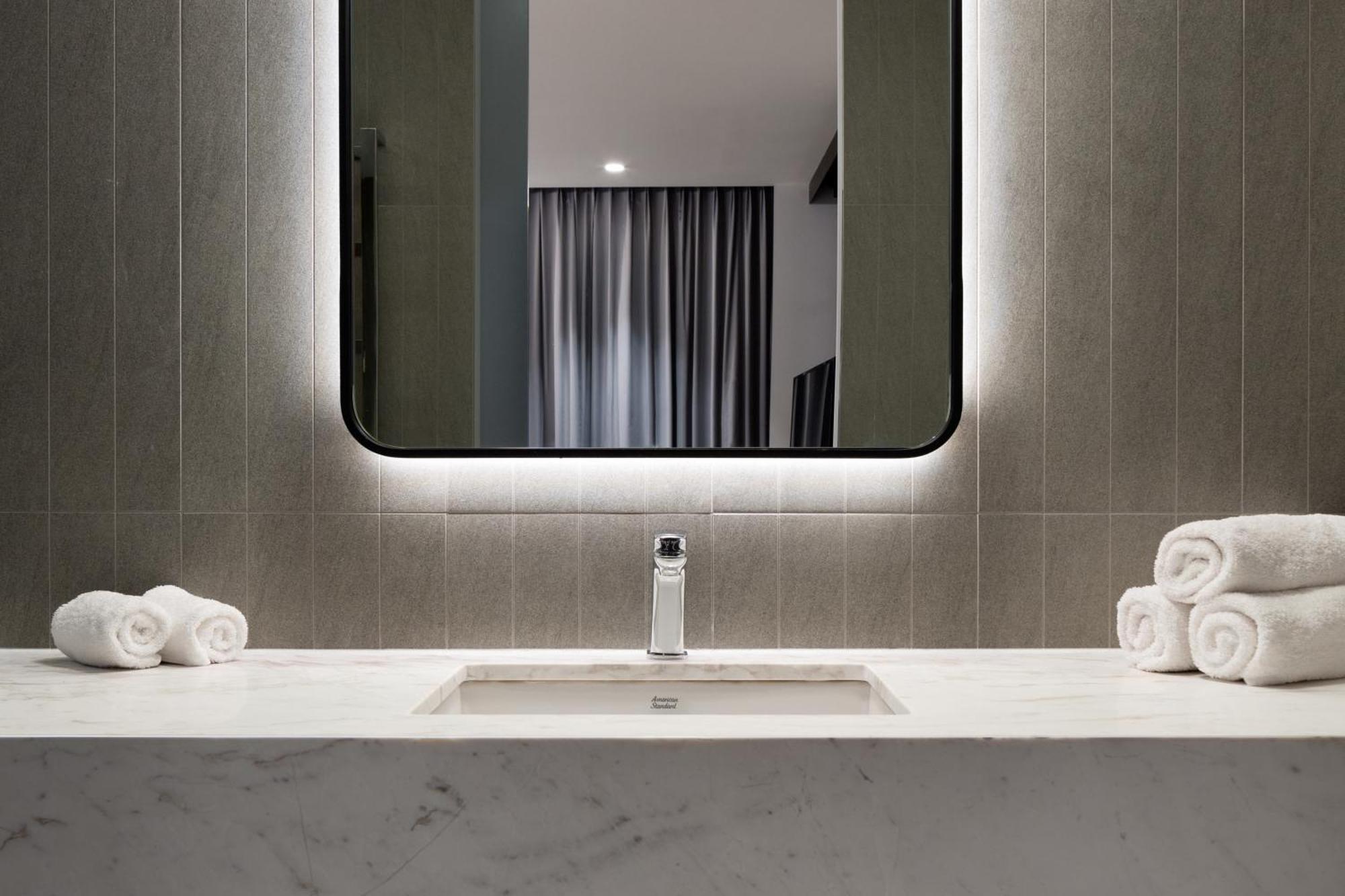 West Sydney, Curio Collection By Hilton Hotel Sydney