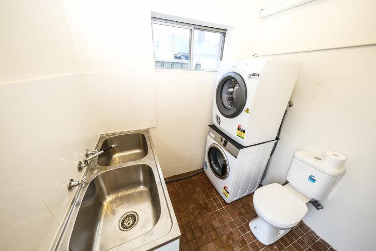 Croydon 4bed House Cls Burwood And Ashfield Holiday home Sydney