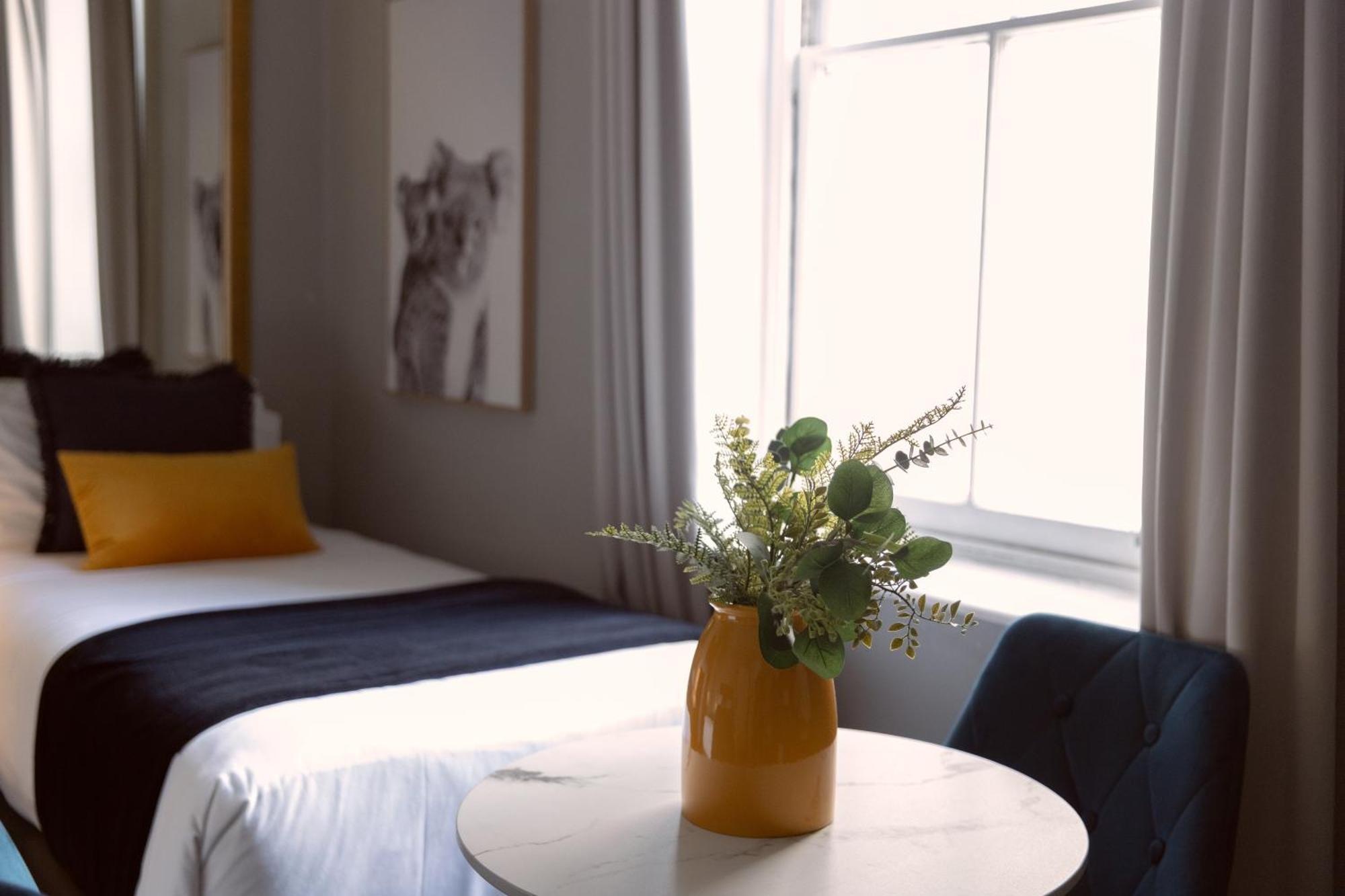 Bayswater Boutique - Potts Point
