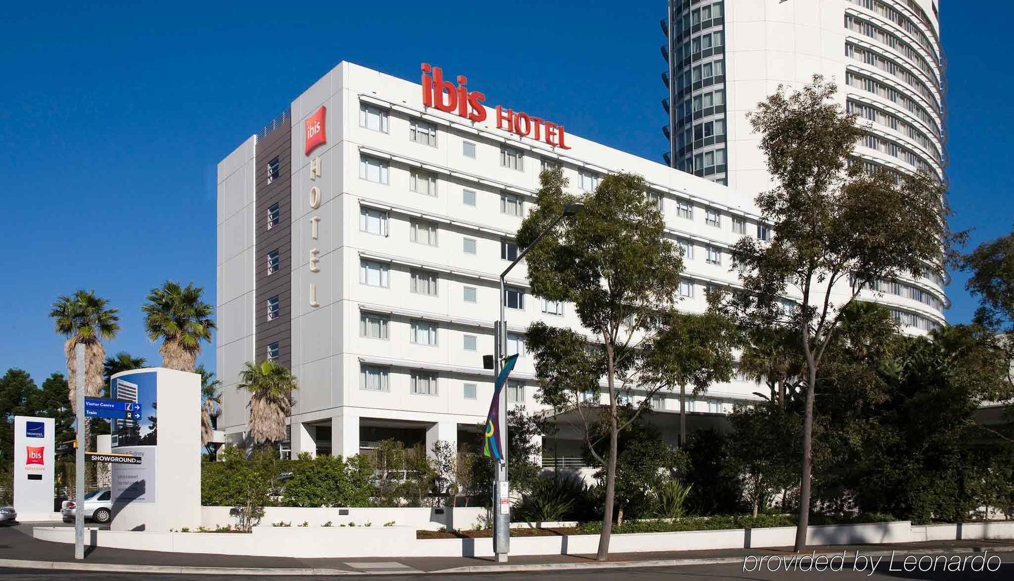 Ibis Olympic Park Hotel 3*