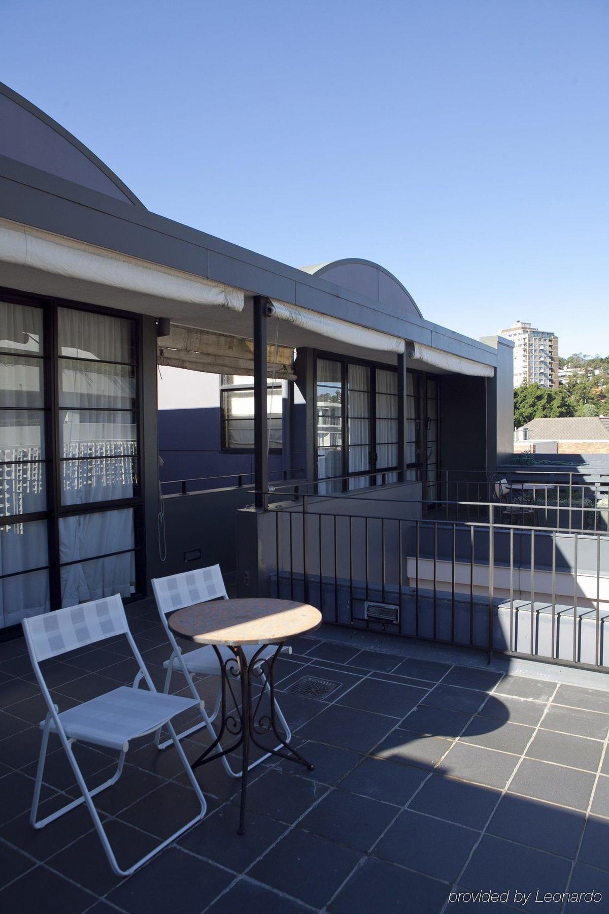 Hotel Savoy Double Bay 3*