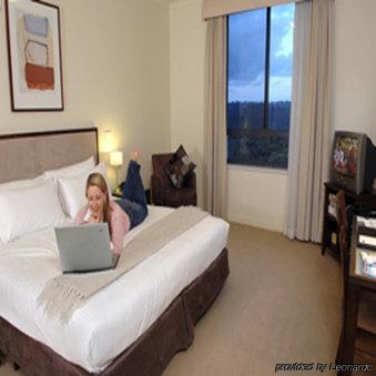 Aparthotel Oaks North Ryde Sydney