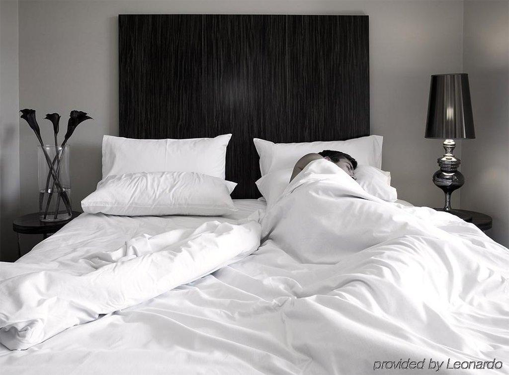 Hotel Diplomat Sydney