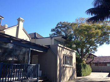 Cambridge Hostel Sydney