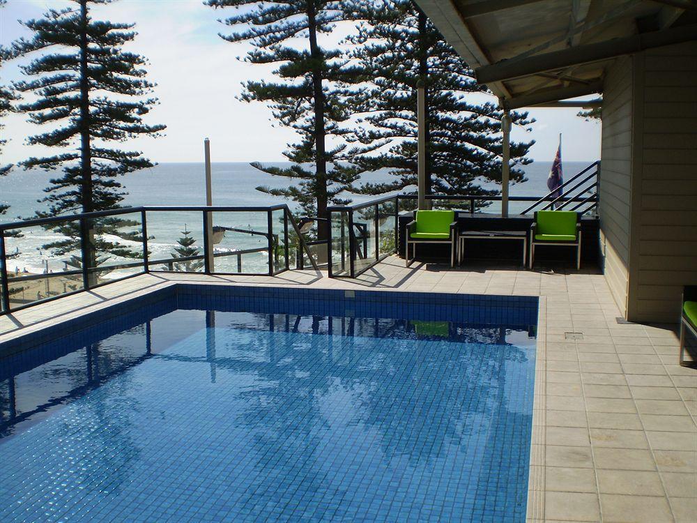 Manly Paradise &