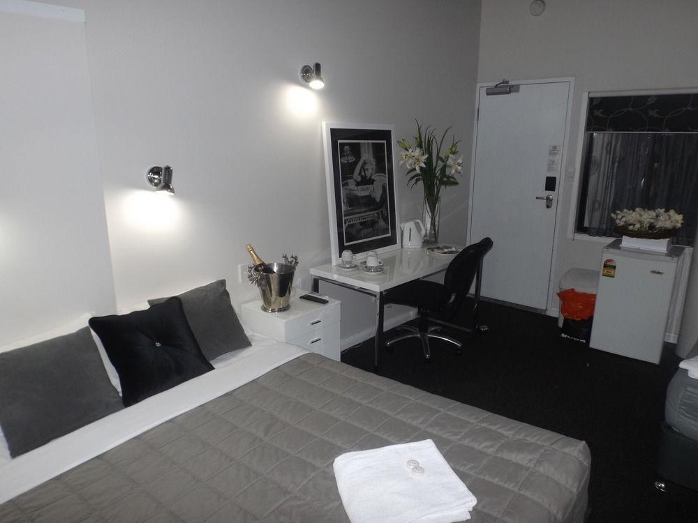Hotel Airport 3*
