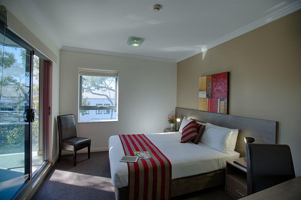 Quality Camperdown Hotel