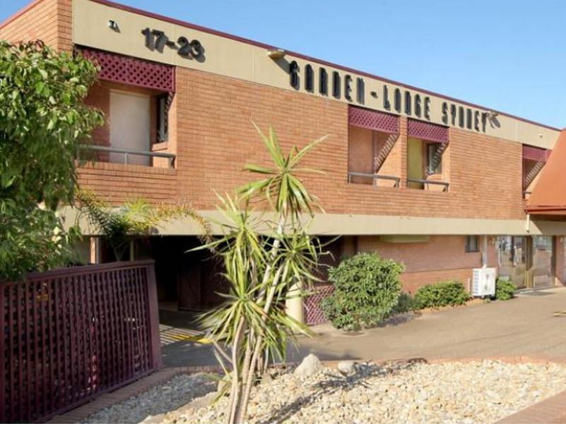 Garden Hotel 3*