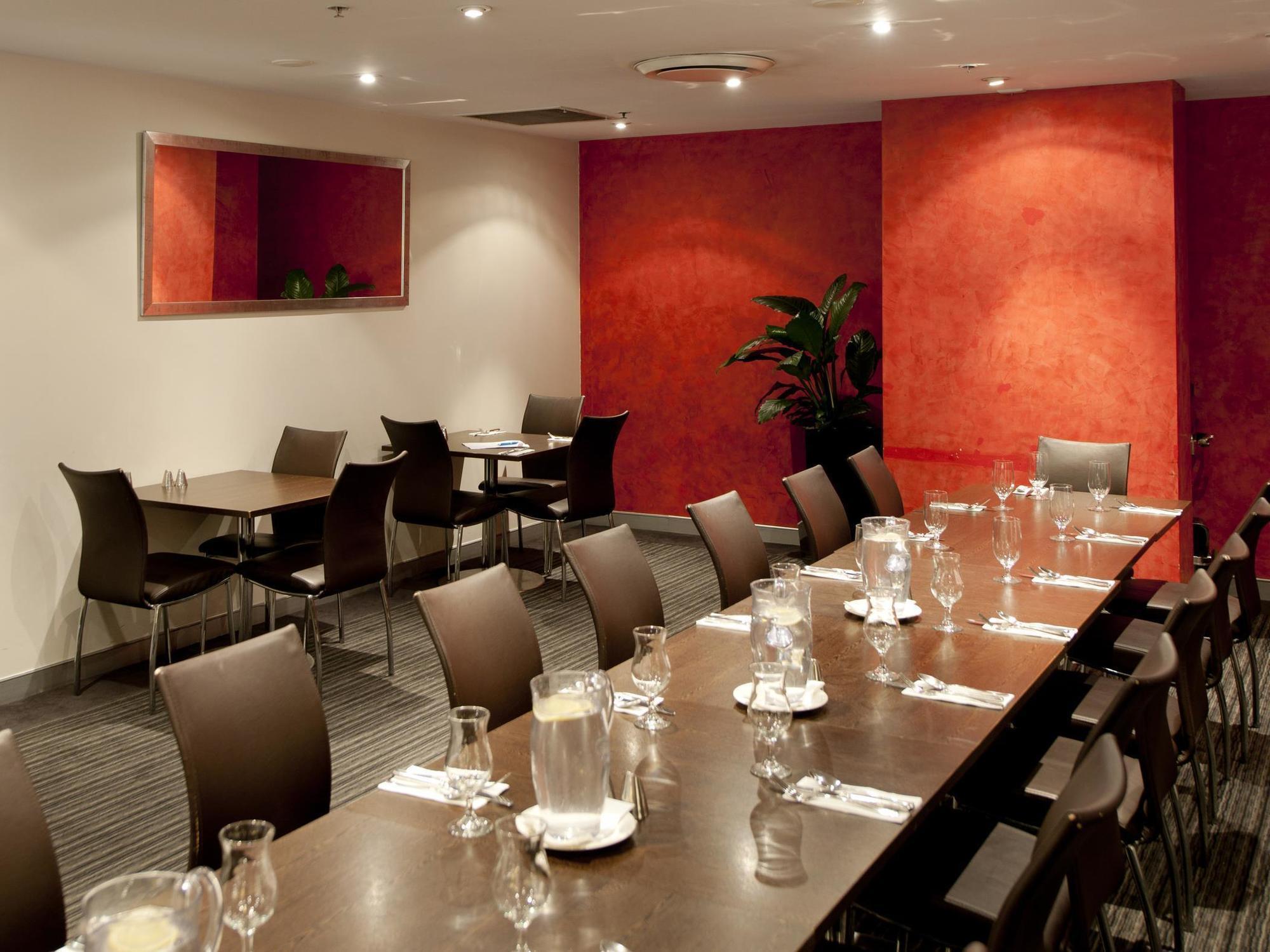 Mantra Chatswood 4*