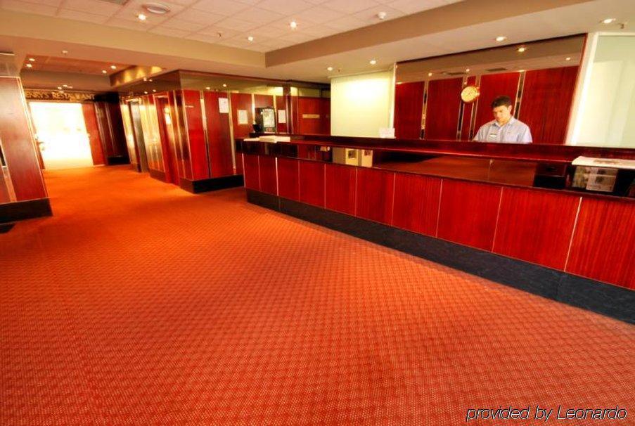 Metro Aspire Hotel
