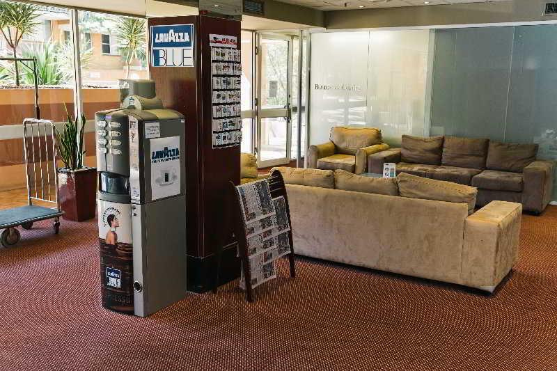 Metro Aspire Hotel 4*