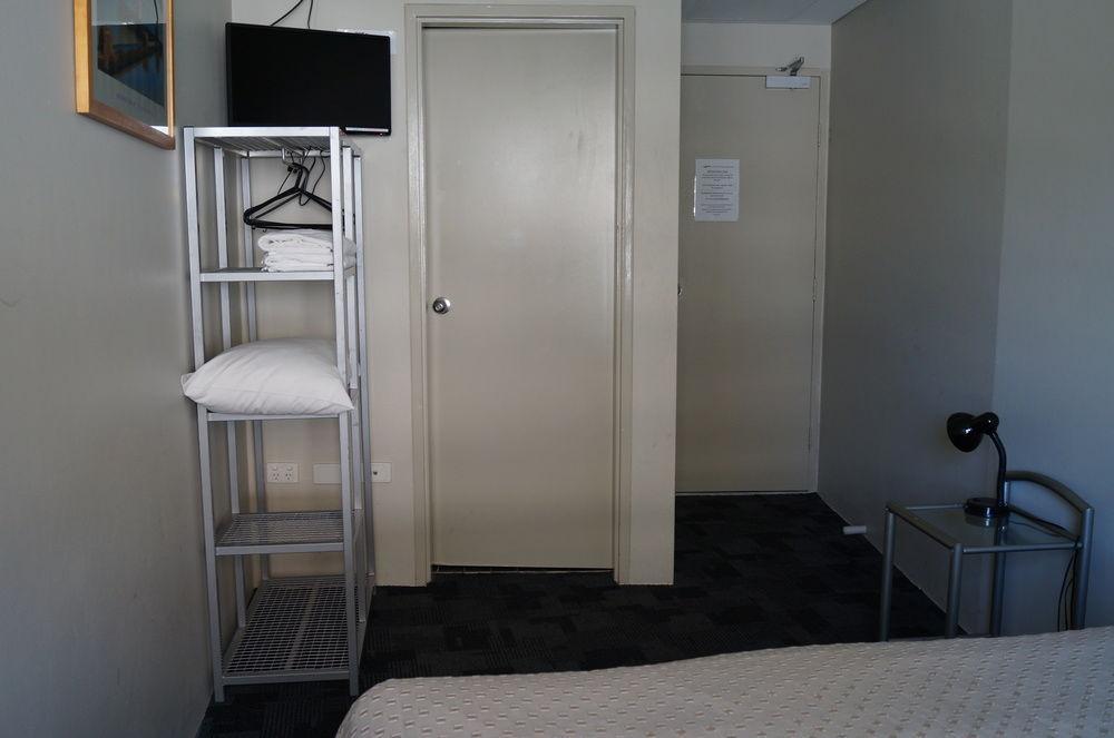 Big Backpackers * Sydney