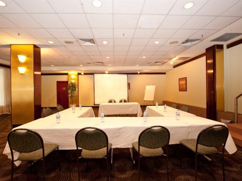 Hotel Metro Aspire 4*