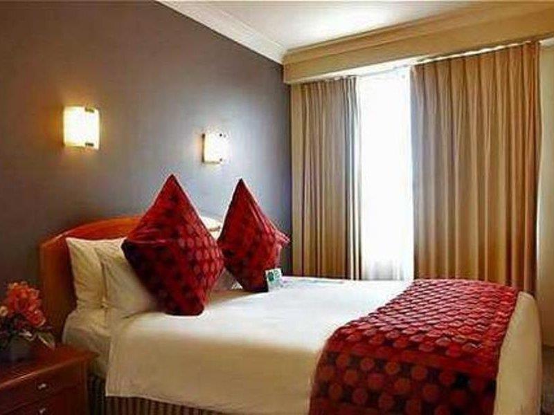 Hotel Furama Darling Harbour 4*