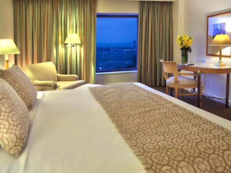Hotel Stamford Plaza Airport & Conference Centre 5*