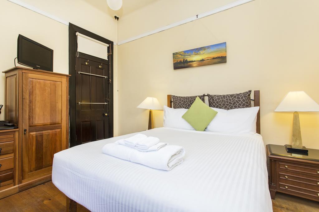 Bed & Breakfast Harbour 4*