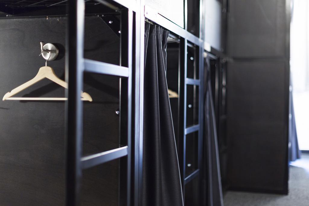 Capsule hotel The Pod