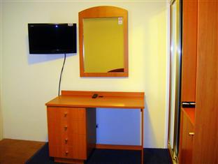 Liberty Plains Motor 3*
