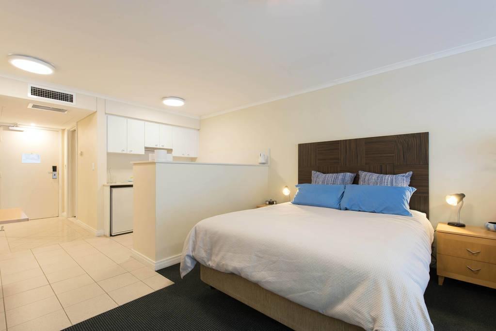 Grande Esplanade Apartment
