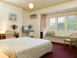 The North Shore Hotel 3*