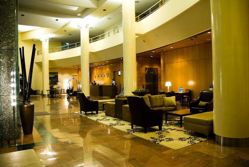 Crowne Plaza Airport By Ihg 4*